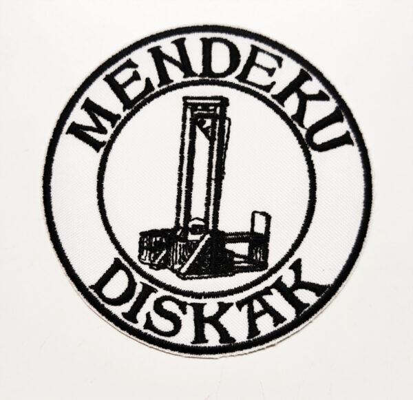 Mendeku Diskak Embroidered Patch